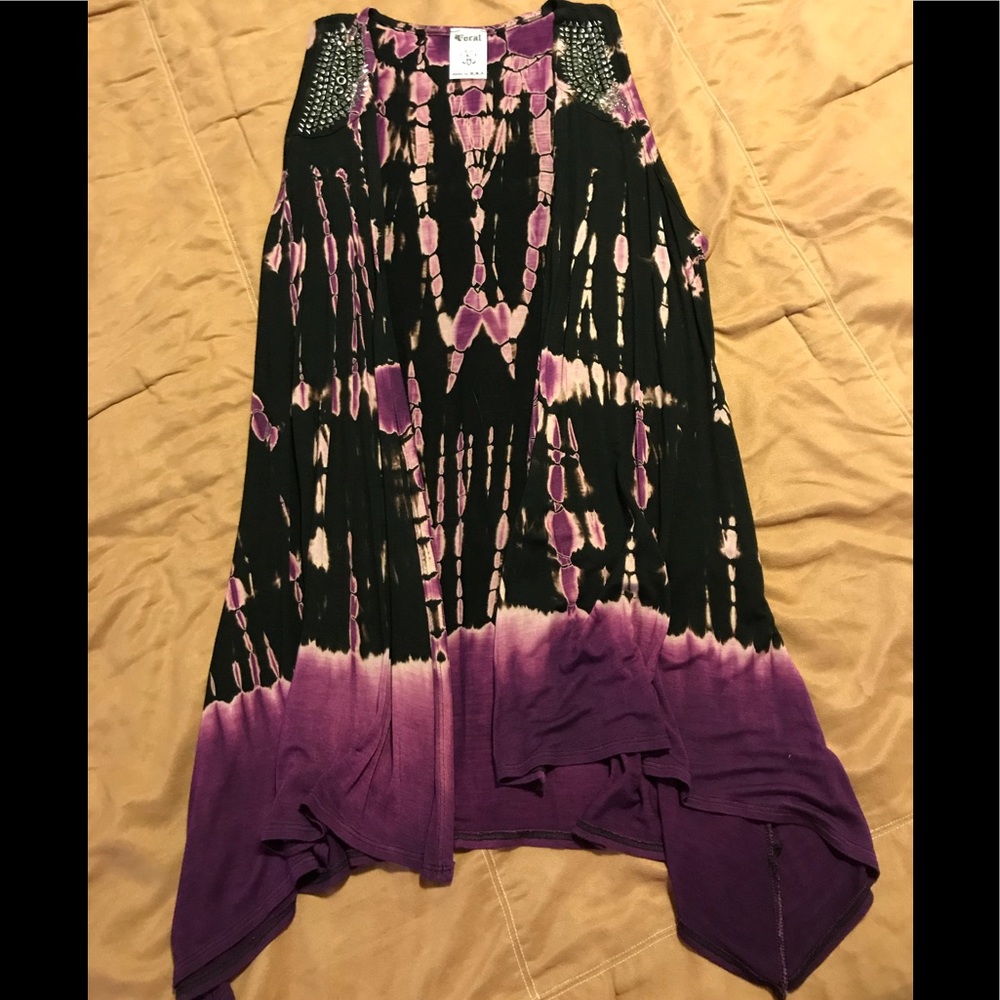 Studded tie died kimono.